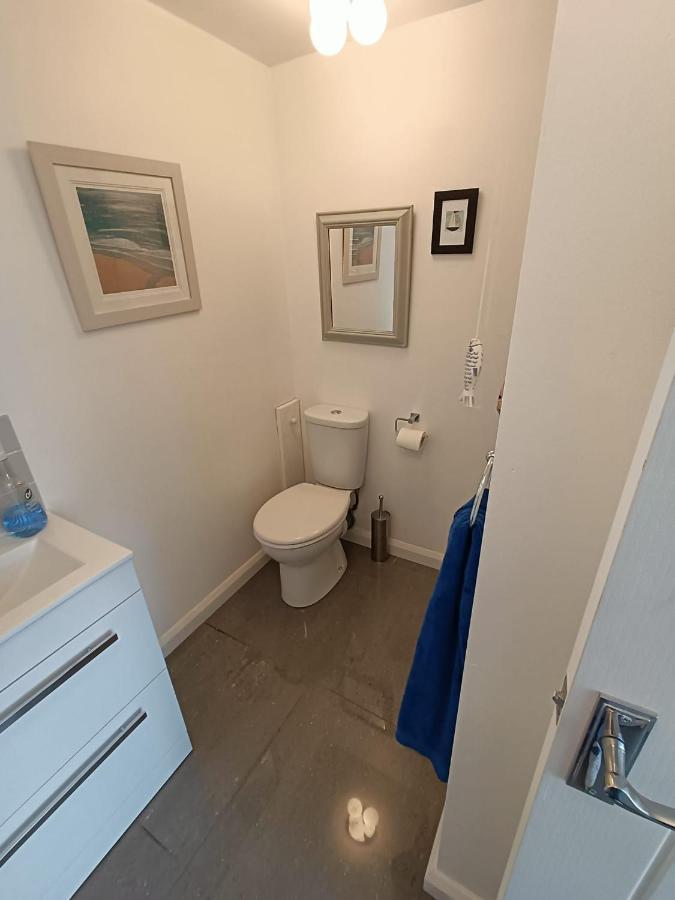 Beautiful 1-Bed Riversi Cottage Located In Malpas 트루로 외부 사진